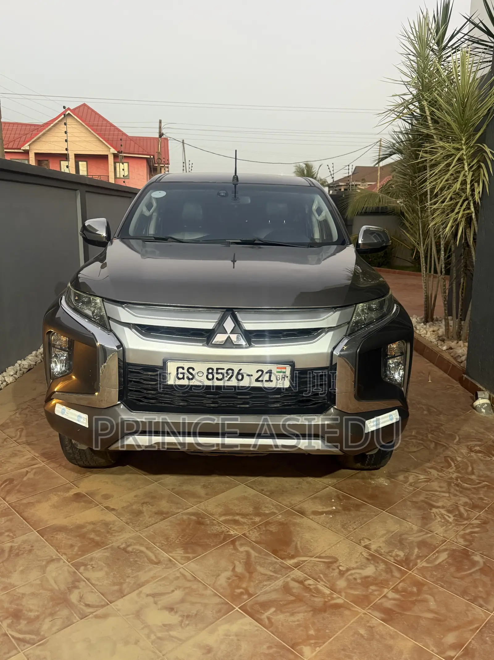 Mitsubishi L200 Sportero 2.4 Diesel 2021 Brown