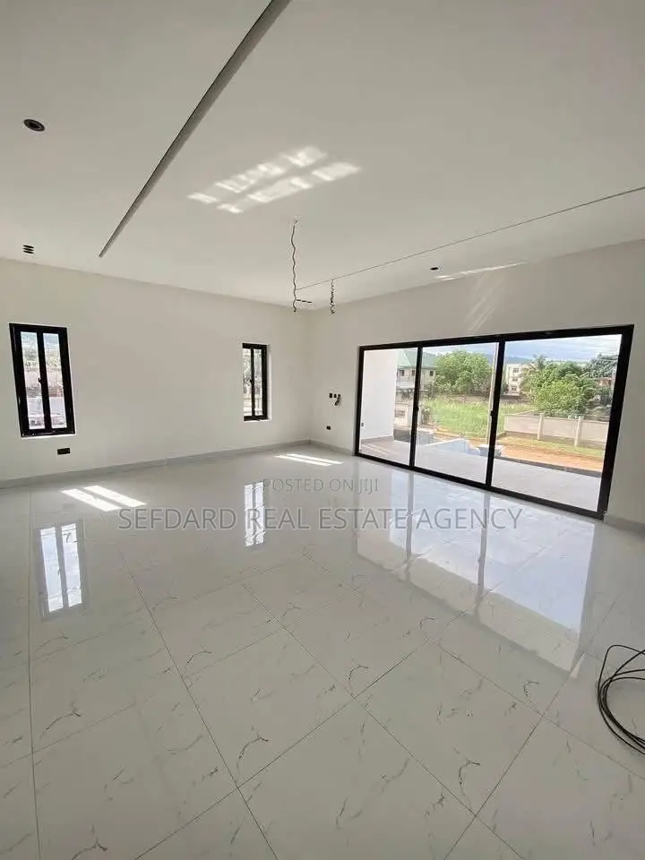 4bdrm House in Sefdard Properties, Oyarifa for sale