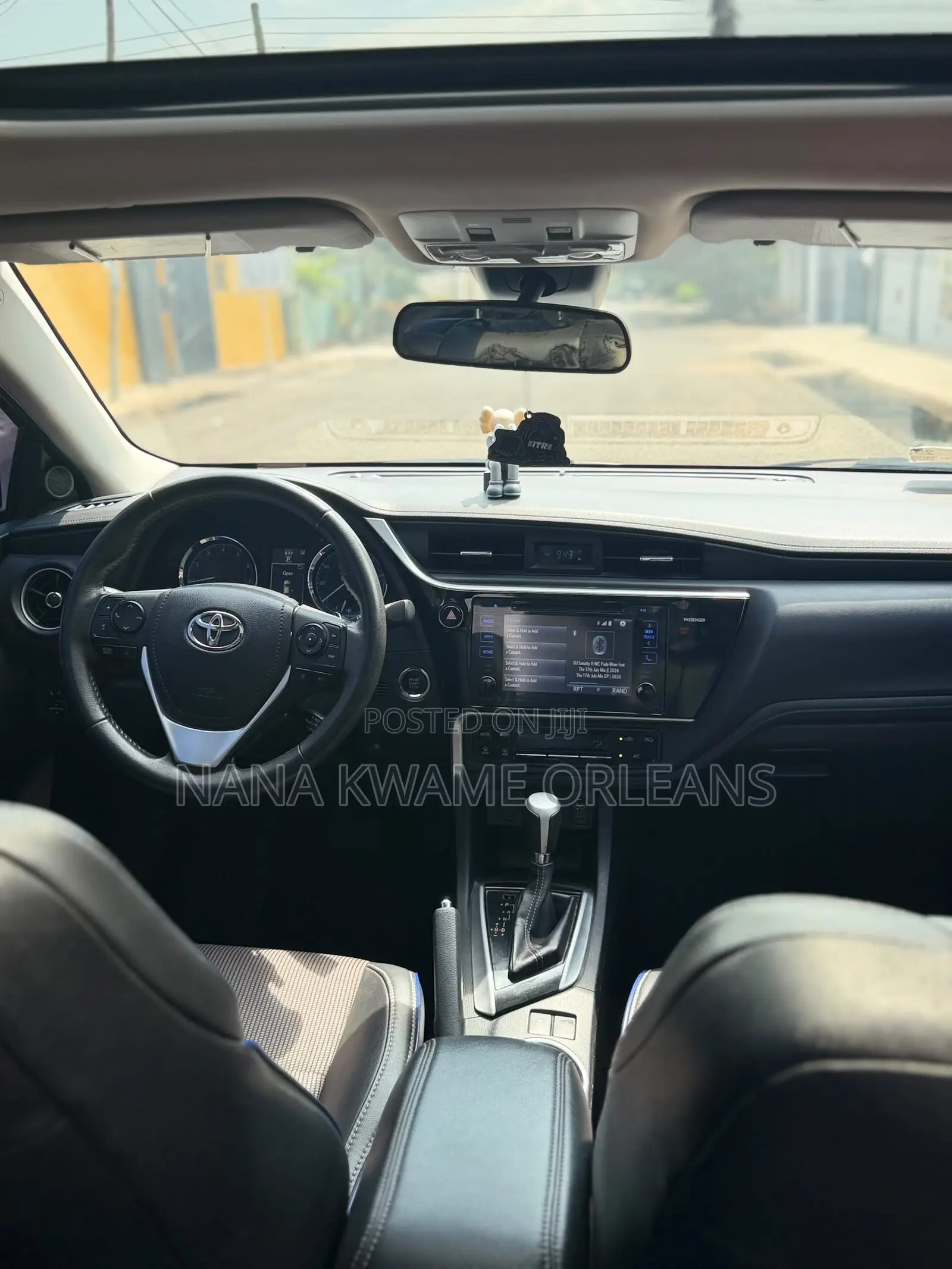 Toyota Corolla SE 4dr Sedan (1.8L 4cyl CVT) 2017 Gray