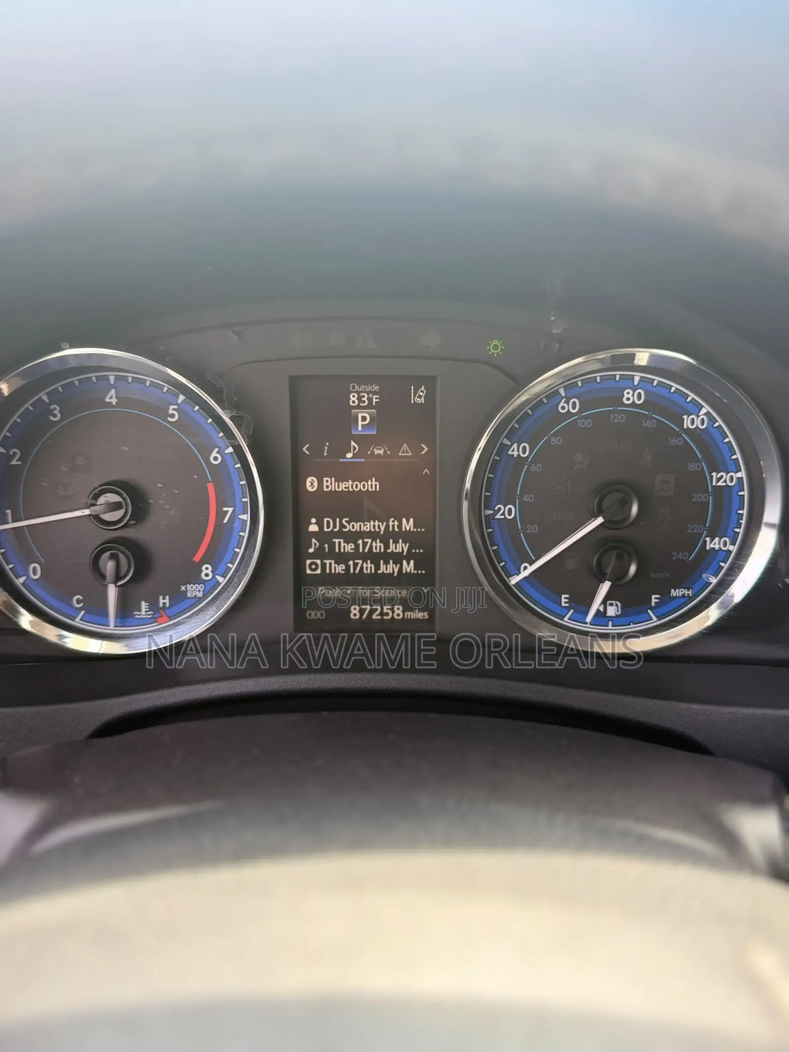 Toyota Corolla SE 4dr Sedan (1.8L 4cyl CVT) 2017 Gray