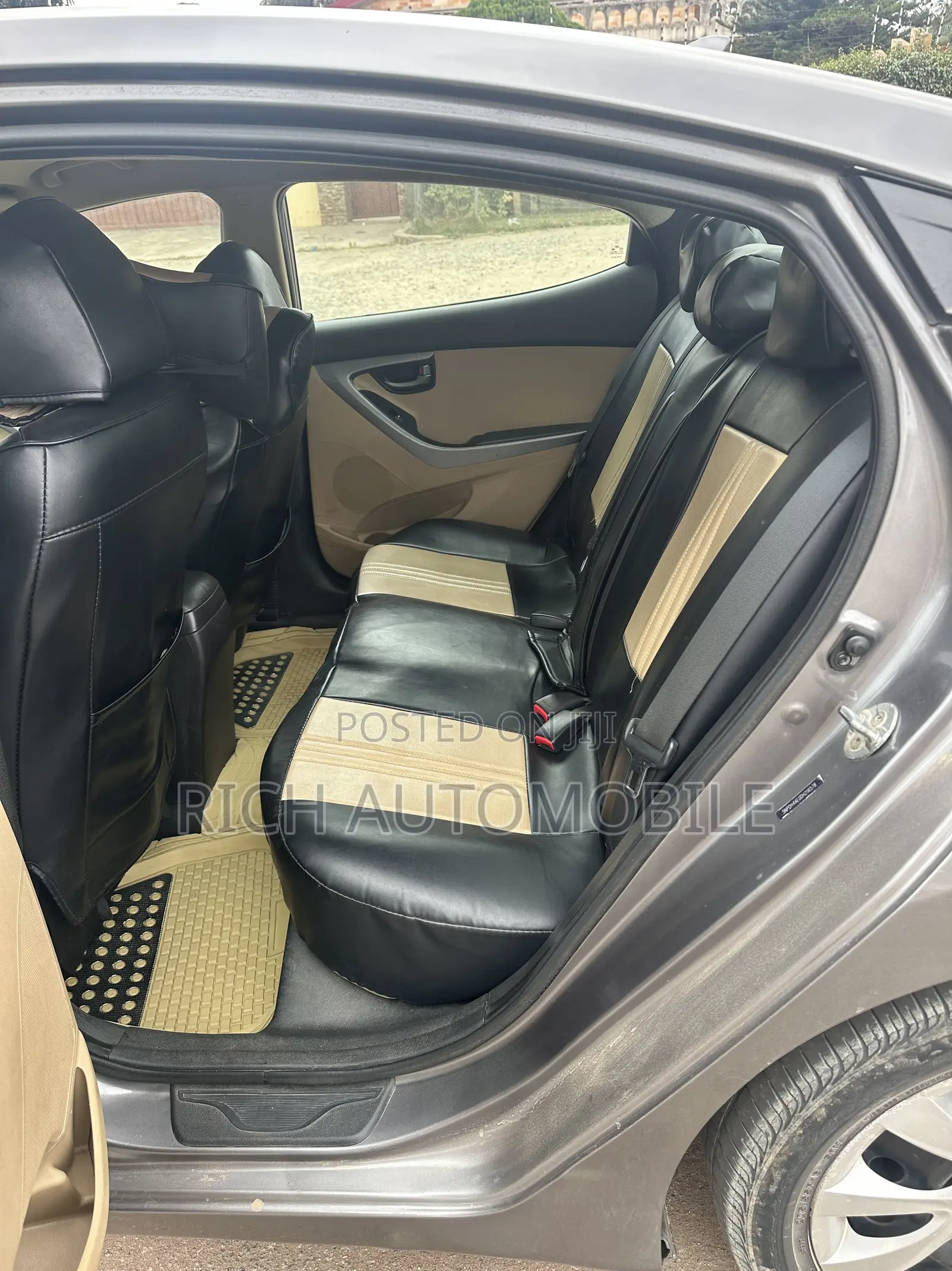 Hyundai Elantra GS Coupe FWD (1.8L 4cyl 6A) 2013 Gray