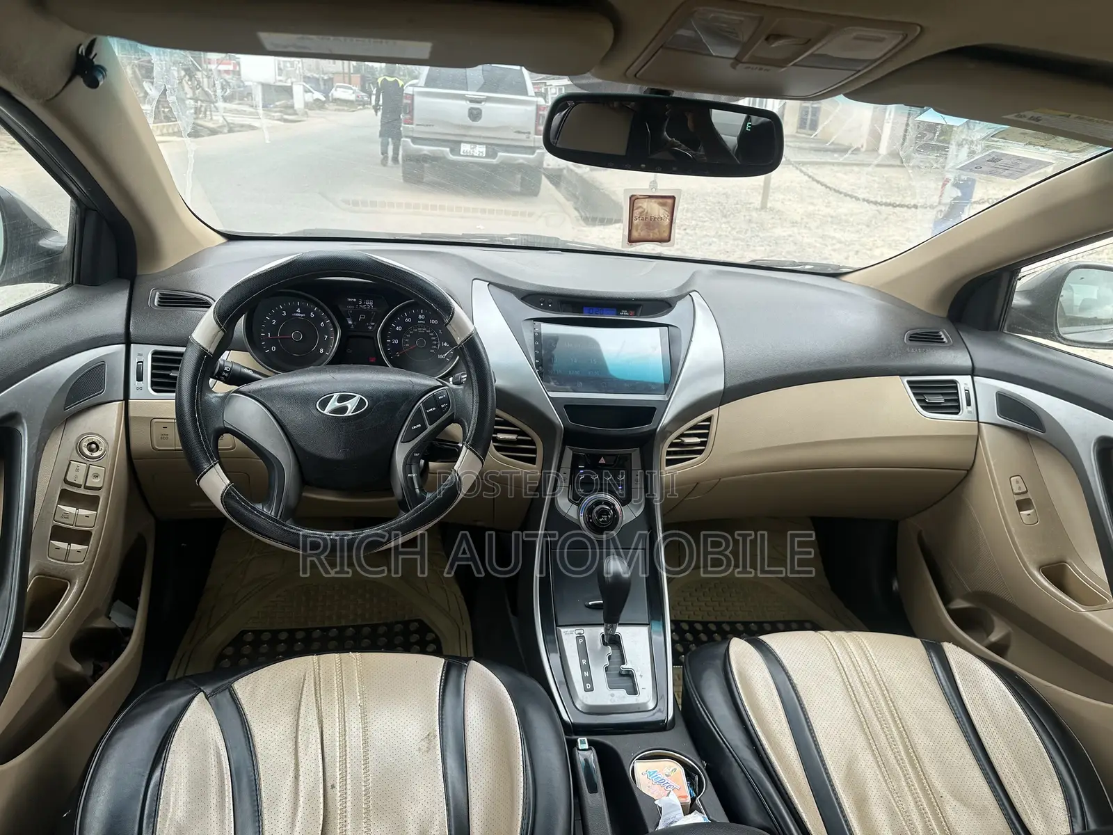 Hyundai Elantra GS Coupe FWD (1.8L 4cyl 6A) 2013 Gray