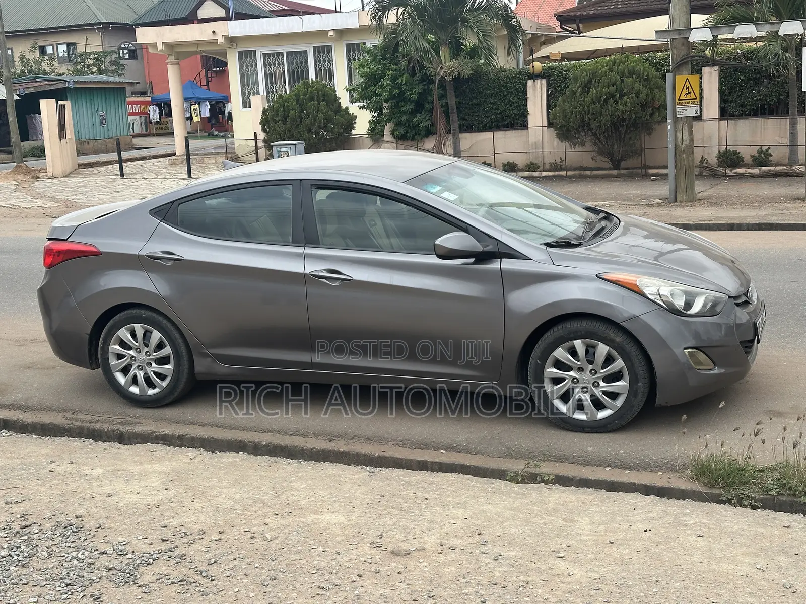 Hyundai Elantra GS Coupe FWD (1.8L 4cyl 6A) 2013 Gray