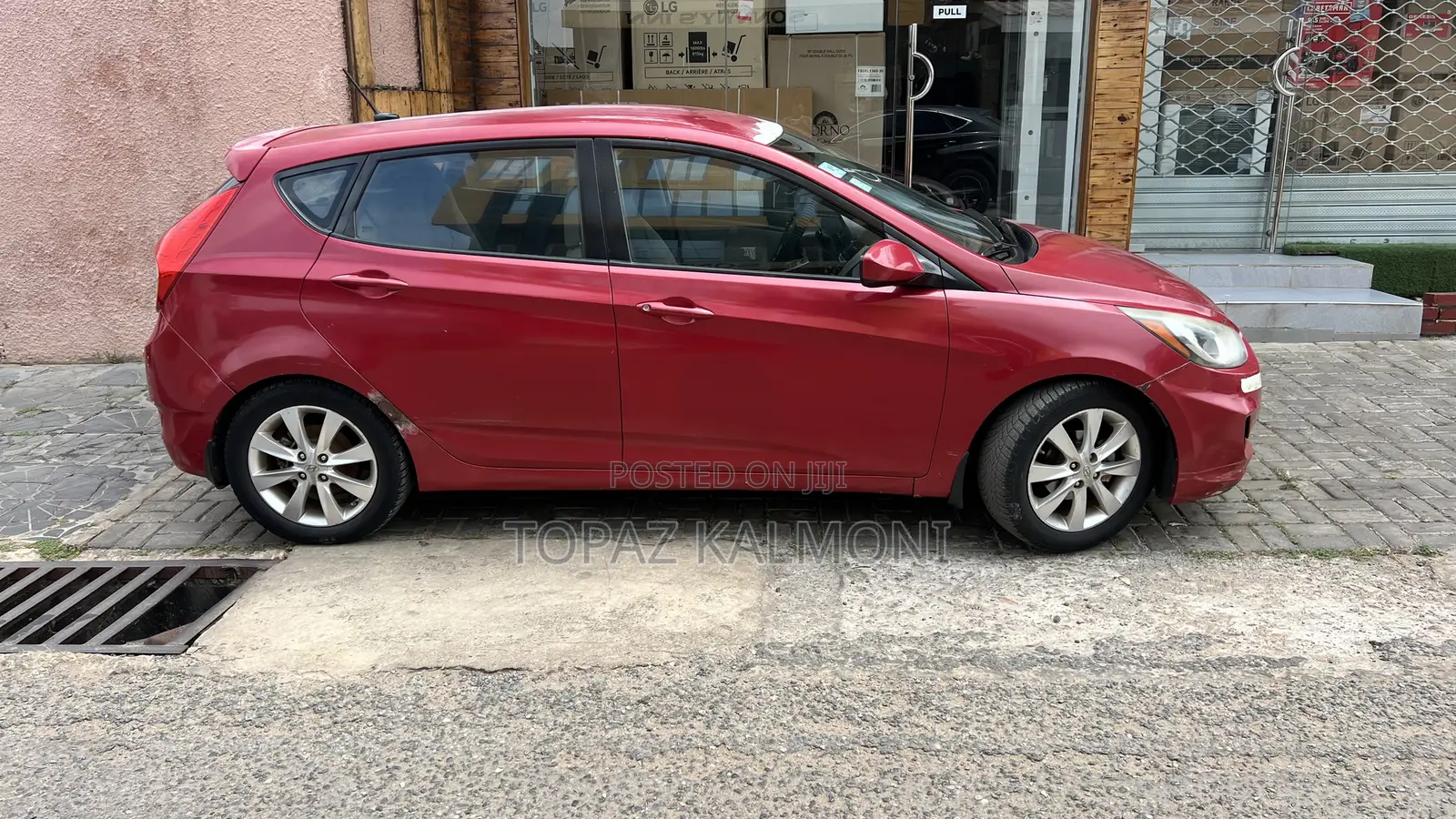 Hyundai Accent 2012 Red