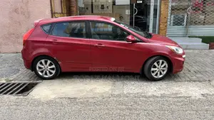 Hyundai Accent 2012 Red