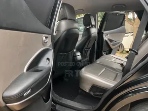Hyundai Santa Fe 2015 Black