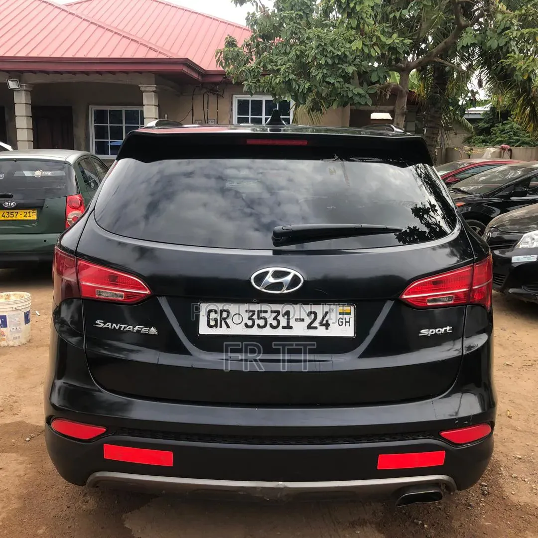 Hyundai Santa Fe 2015 Black