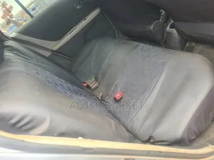 Toyota Vitz 1.3 AWD 5dr 2010 Gray