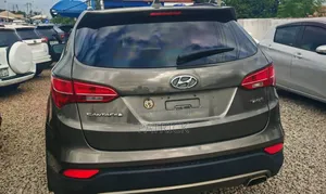 Hyundai Santa Fe Limited 4dr SUV AWD (3.3L 6cyl 6A) 2014 Gray