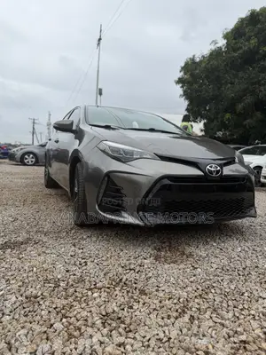 Toyota Corolla SE Special Edition 4dr Sedan (1.8L 4cyl CVT) 2017 Gray