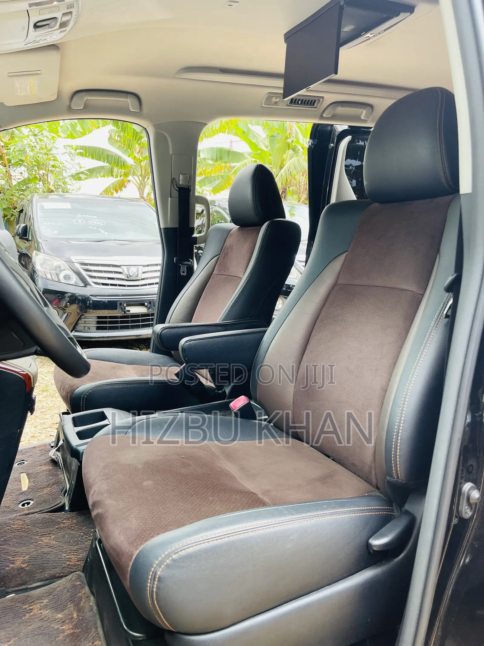 Toyota Alphard 2.4 Petrol FWD 2013 Black