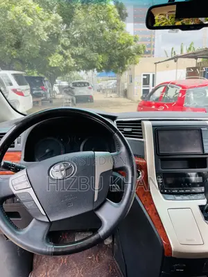 Toyota Alphard 2.4 Petrol FWD 2013 Black