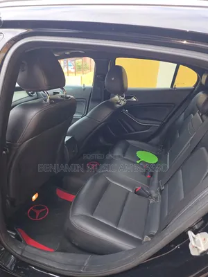 Mercedes-Benz GLA 250 2016 Black