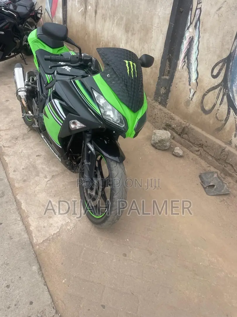 Kawasaki Ninja 400 2023 Green