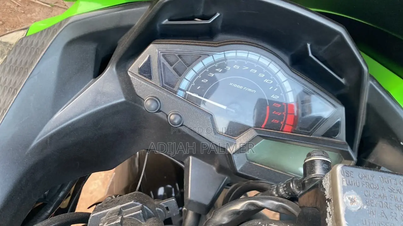 Kawasaki Ninja 400 2023 Green