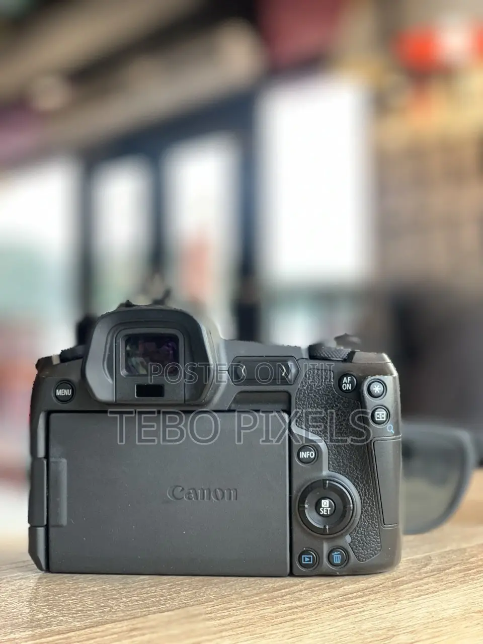 Canon EOS R (Body Only)