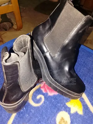 Black Boots