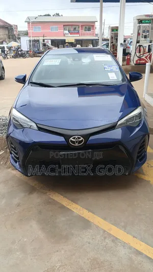 Toyota Corolla SE (1.8L 4cyl 2A) 2018 Blue