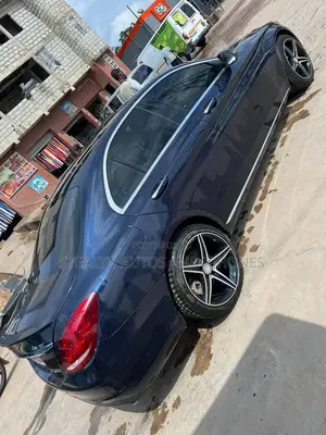 Mercedes-Benz C300 Sport 4Matic Sedan AWD (2.0L 4cyll 7A) 2016 Black