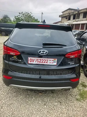 Hyundai Santa Fe 2016 Black