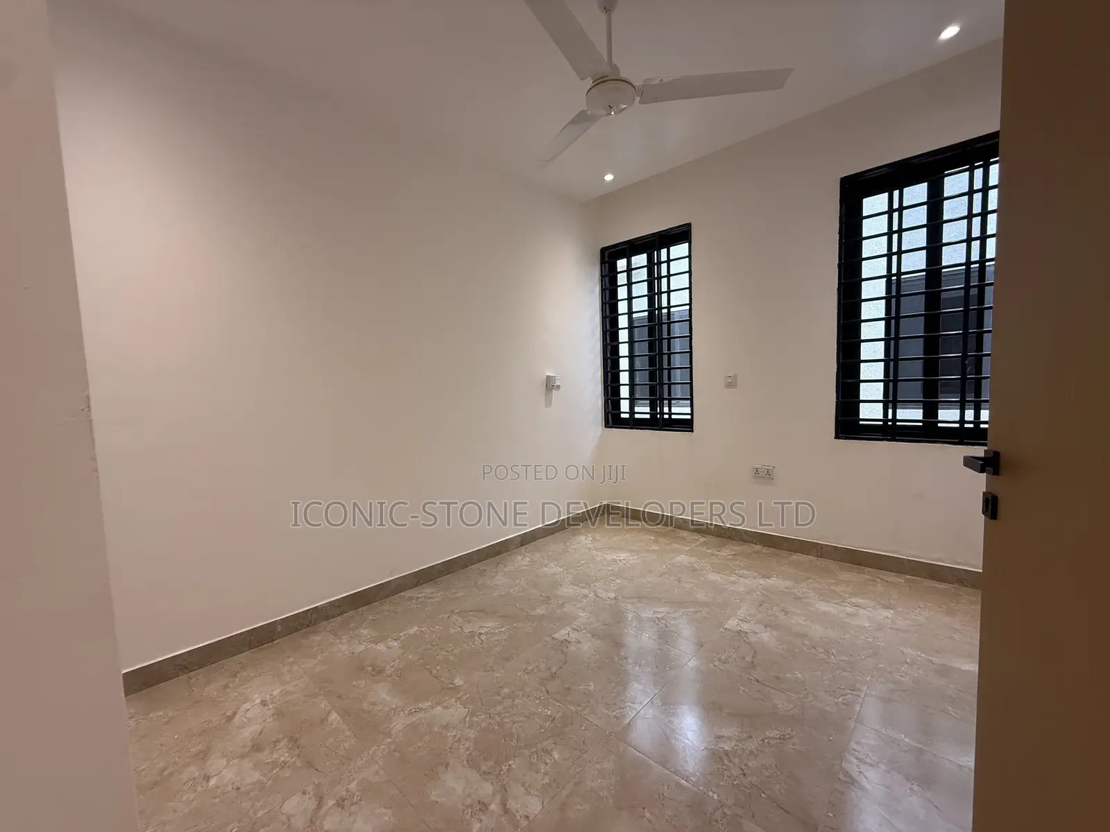 3bdrm Townhouse/Terrace in Adenta, Frafraha for sale