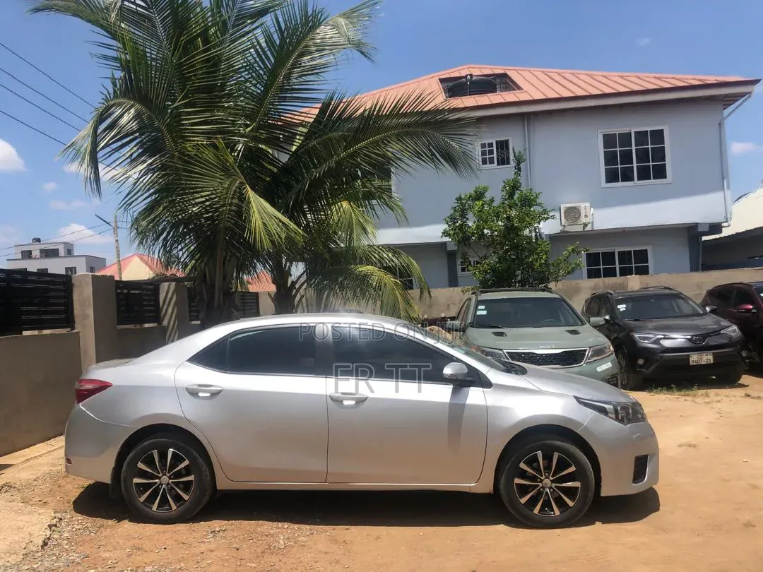 Toyota Corolla 2016 Silver