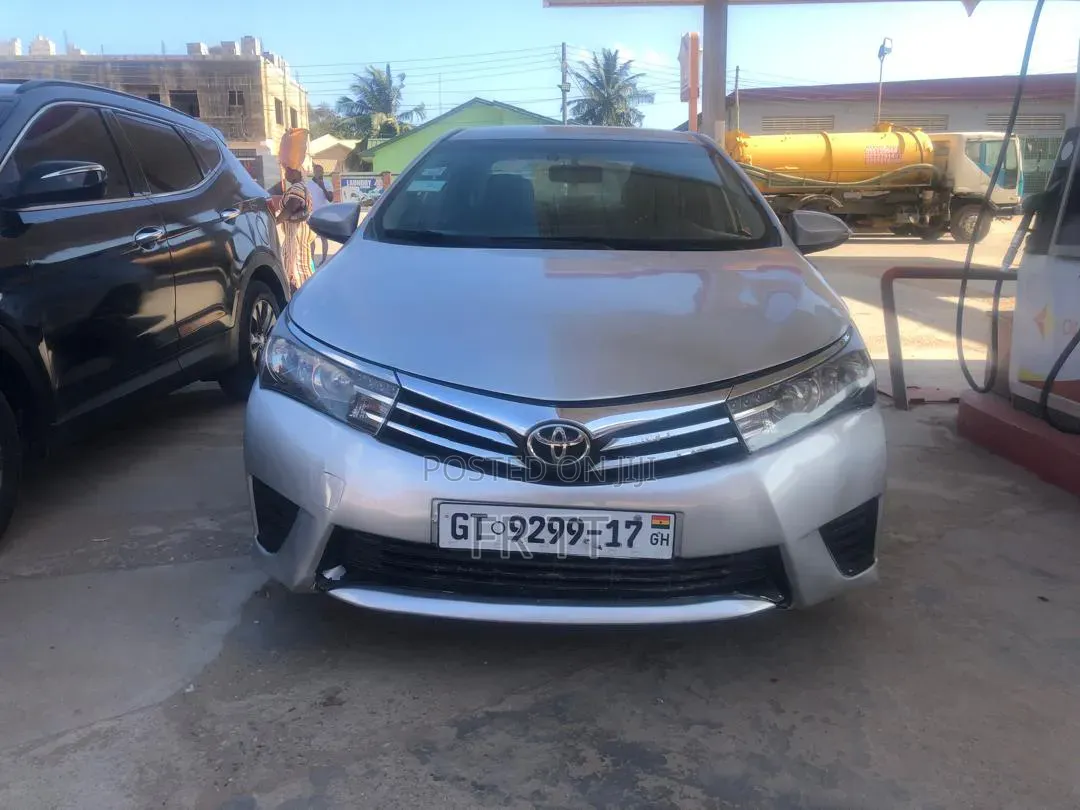 Toyota Corolla 2016 Silver