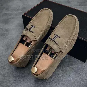 Men’s Stylish Loafers Sz 42