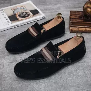 Men’s Stylish Loafers Sz 42