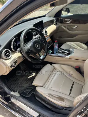Mercedes-Benz C300 Luxury 4Matic Sedan AWD (2.0L 4cyl 7A) 2016 Black