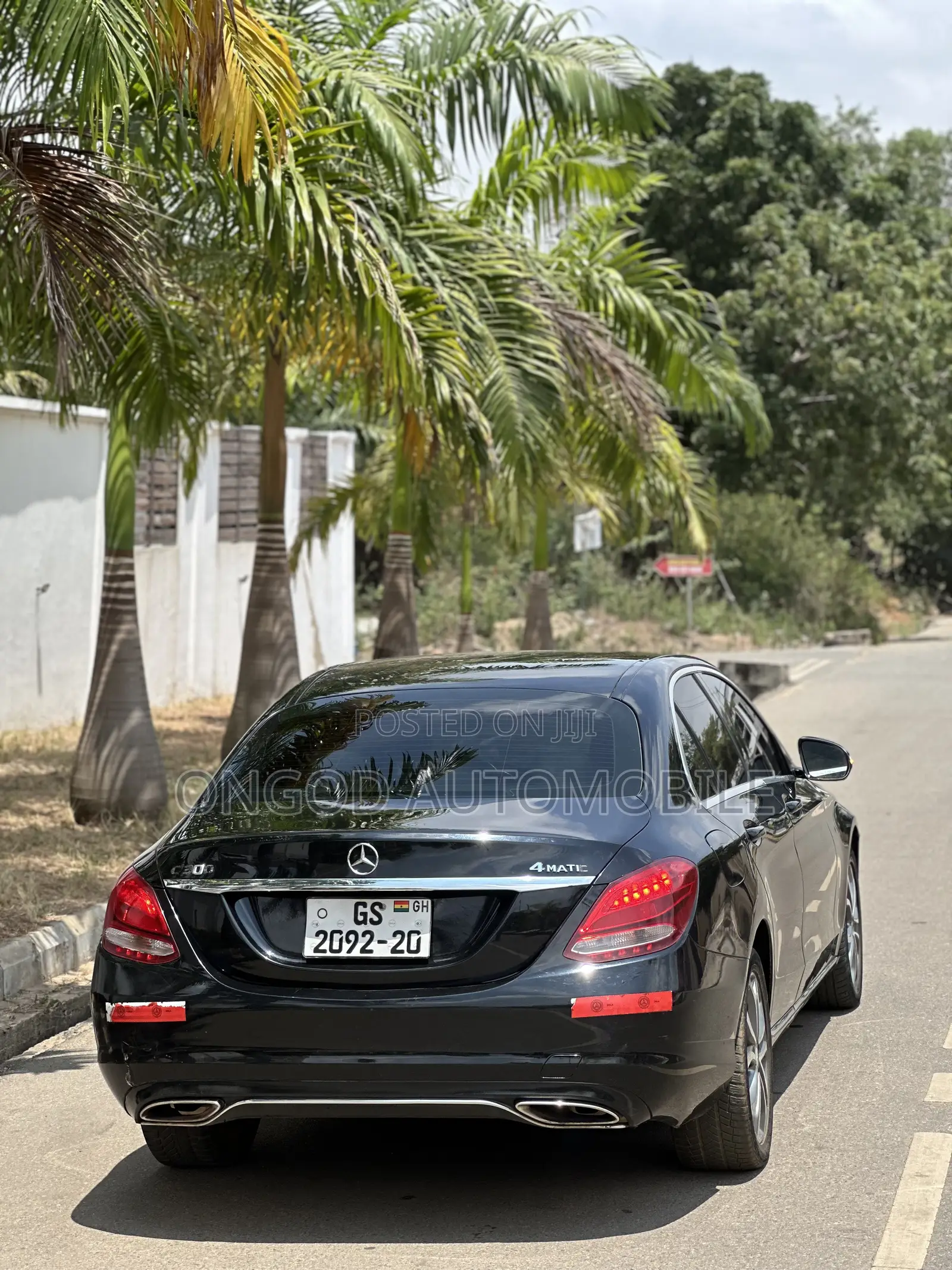 Mercedes-Benz C300 Luxury 4Matic Sedan AWD (2.0L 4cyl 7A) 2016 Black