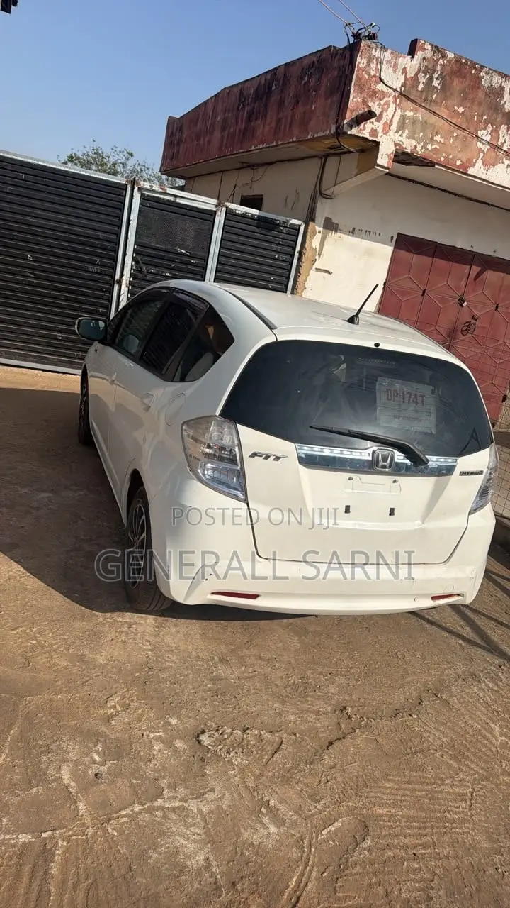 Honda Fit 2013 White