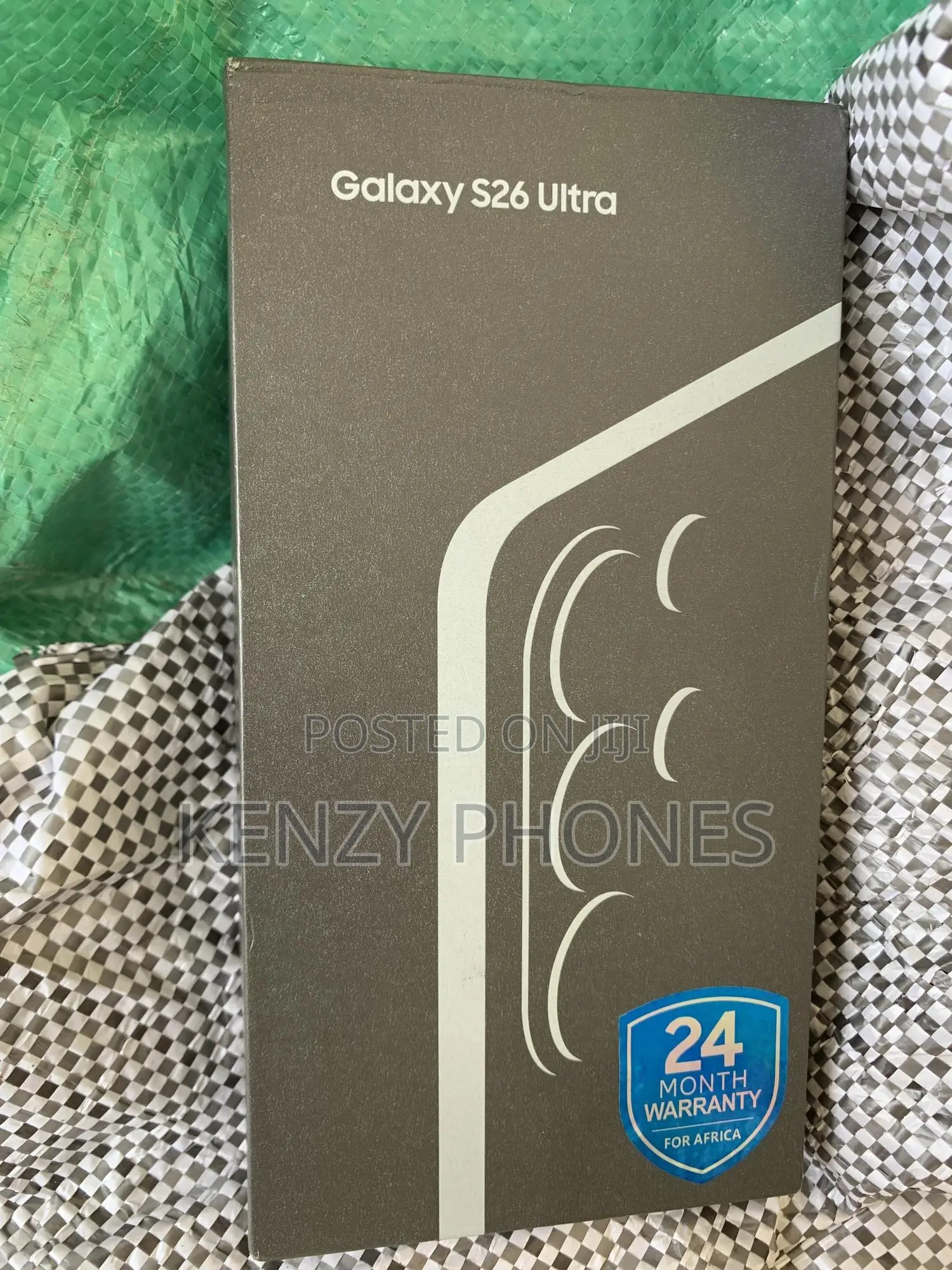 New Samsung Galaxy S26 Ultra 5G 1 TB Black