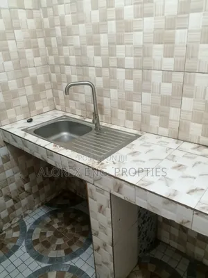 2bdrm Apartment in Oyibi, Police Station for rent