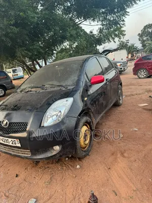 Toyota Vitz 2009 Black