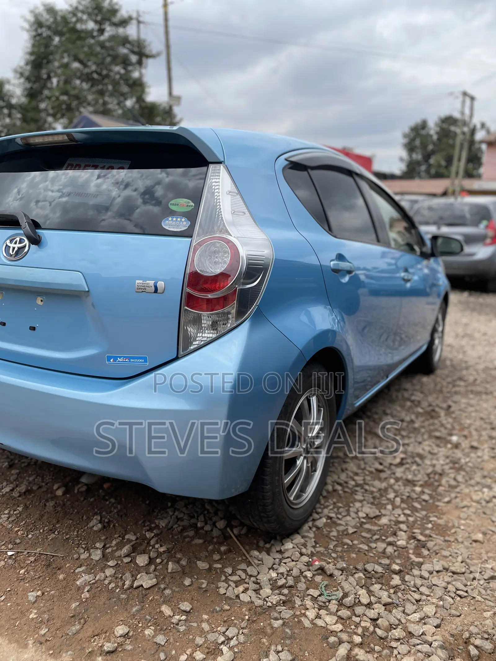 Toyota Aqua 2013 Blue