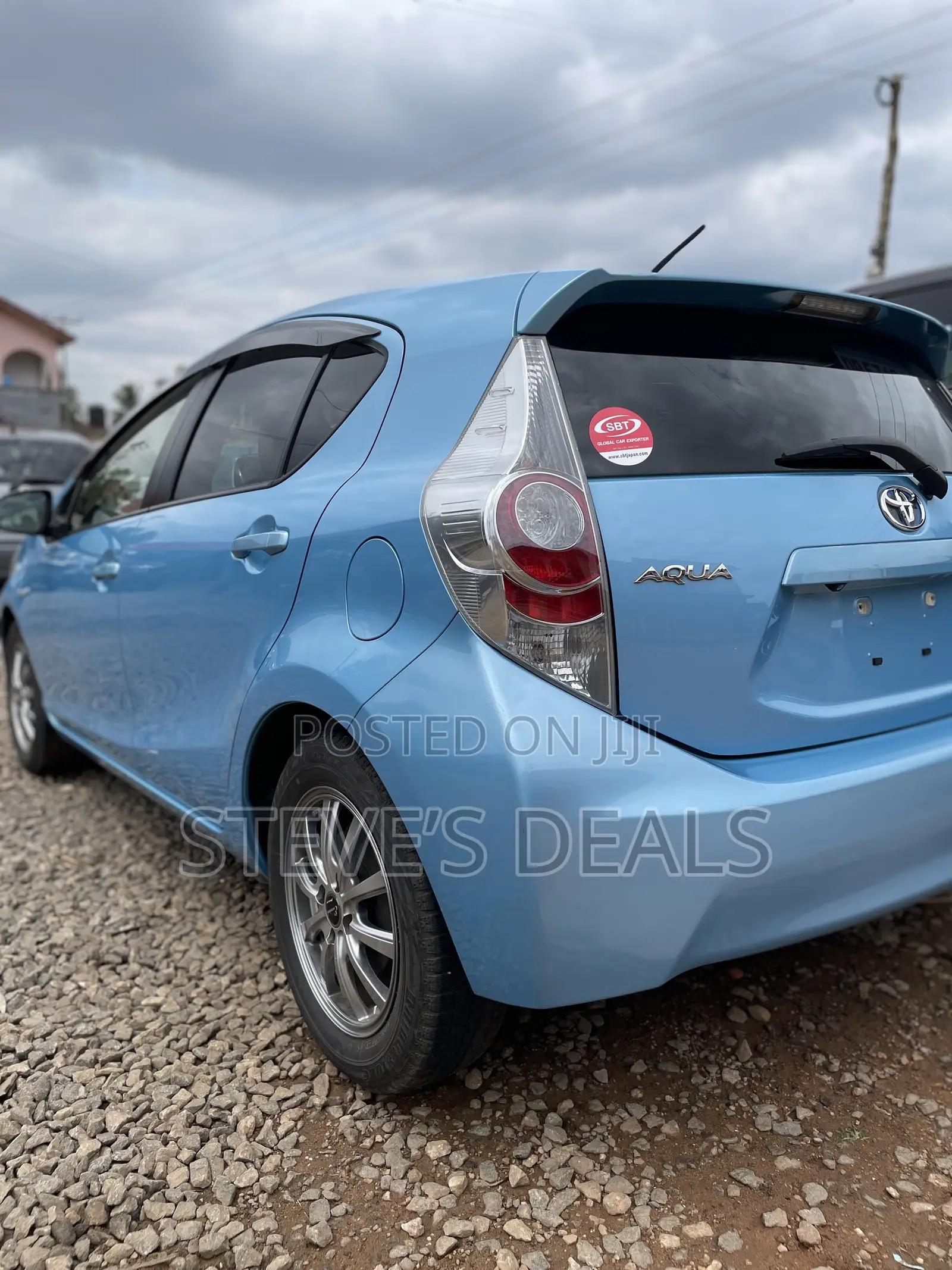 Toyota Aqua 2013 Blue
