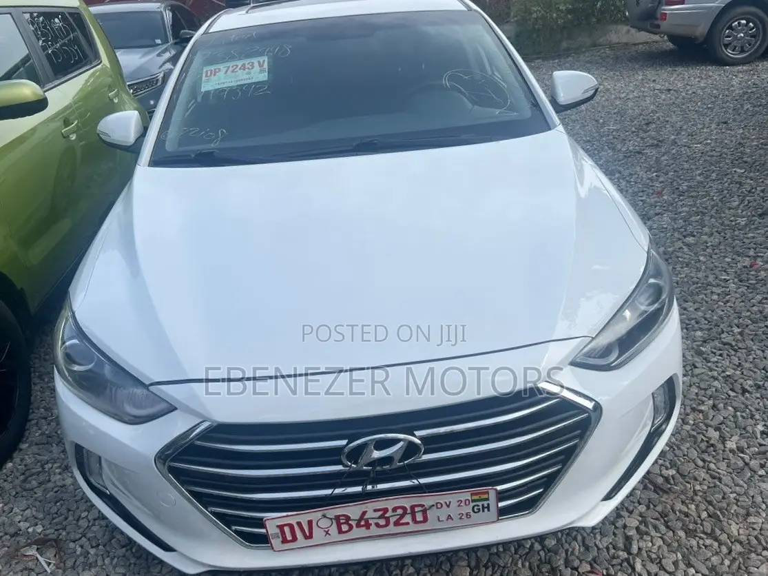 Hyundai Elantra 2017 White
