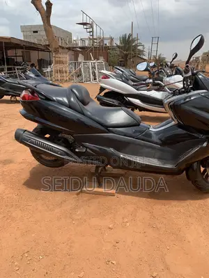 Yamaha Majesty 2021 Black