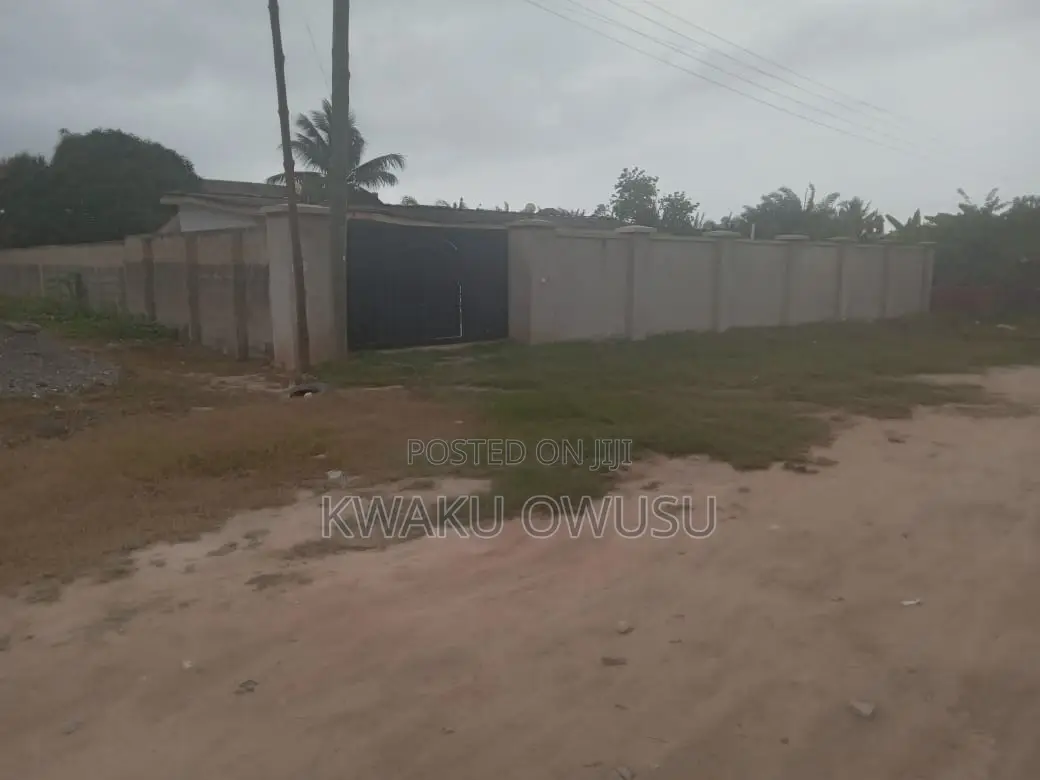 4bdrm House in Takoradi for sale