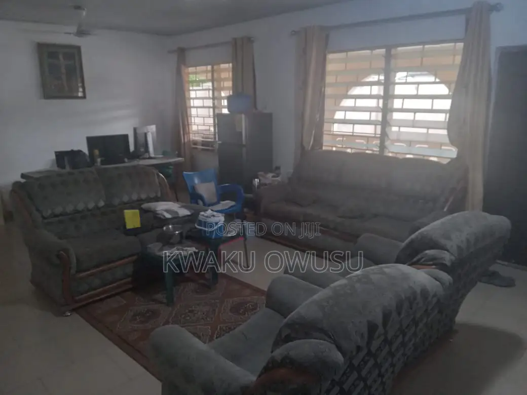 4bdrm House in Takoradi for sale