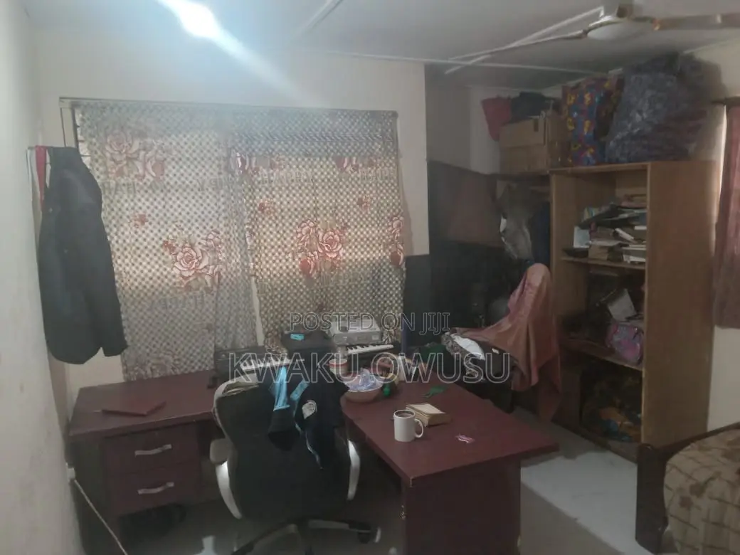 4bdrm House in Takoradi for sale