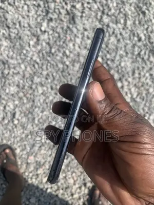 Apple iPhone X 64 GB Black