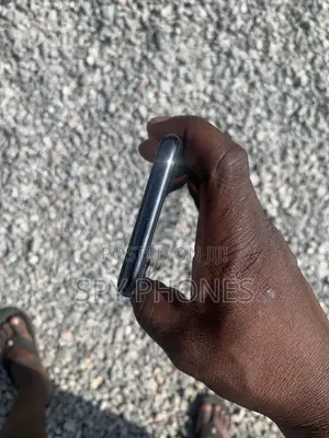 Apple iPhone X 64 GB Black