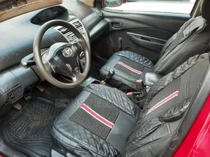 Toyota Yaris 1.3 2008 Red