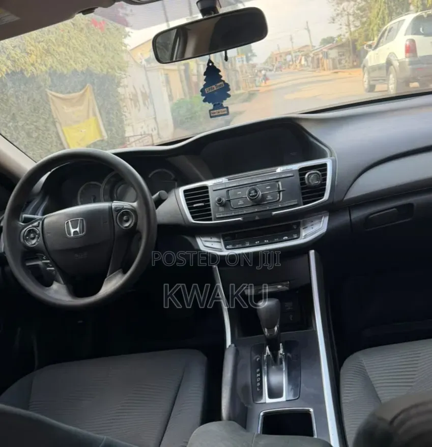 Honda Accord 2012 Silver
