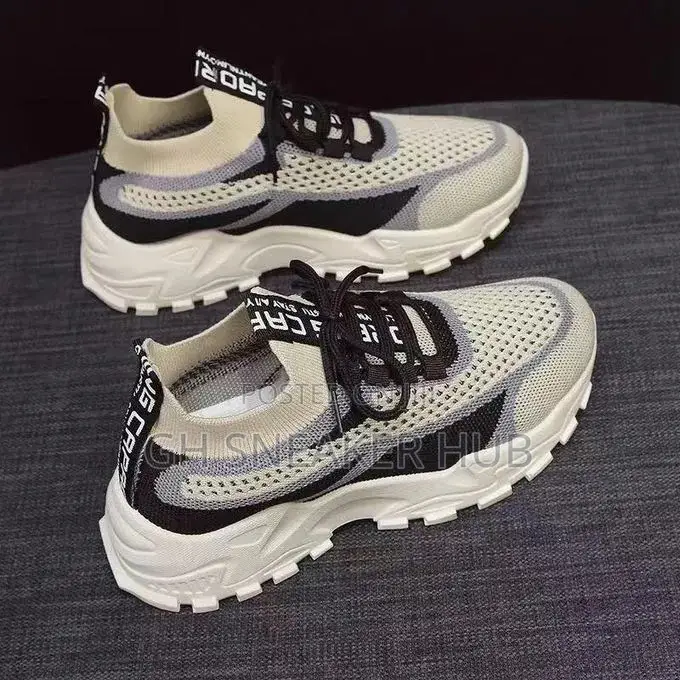 Chunky Unisex Knit Sneakers