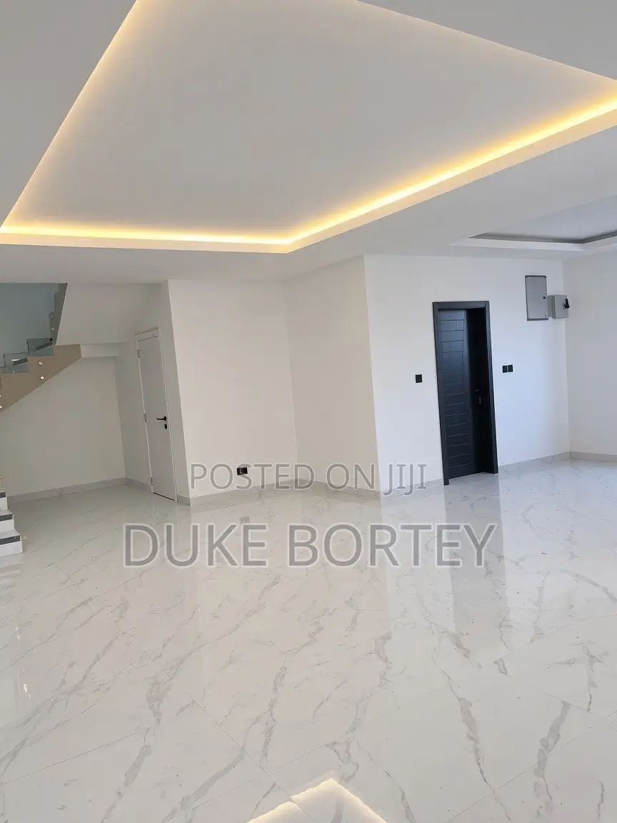 4bdrm House in , Spintex for sale