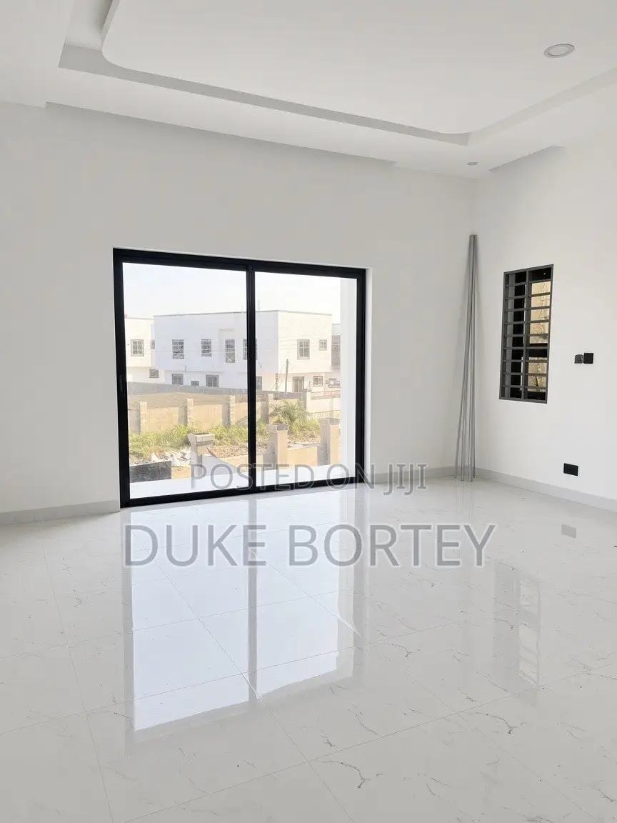 4bdrm House in , Spintex for sale