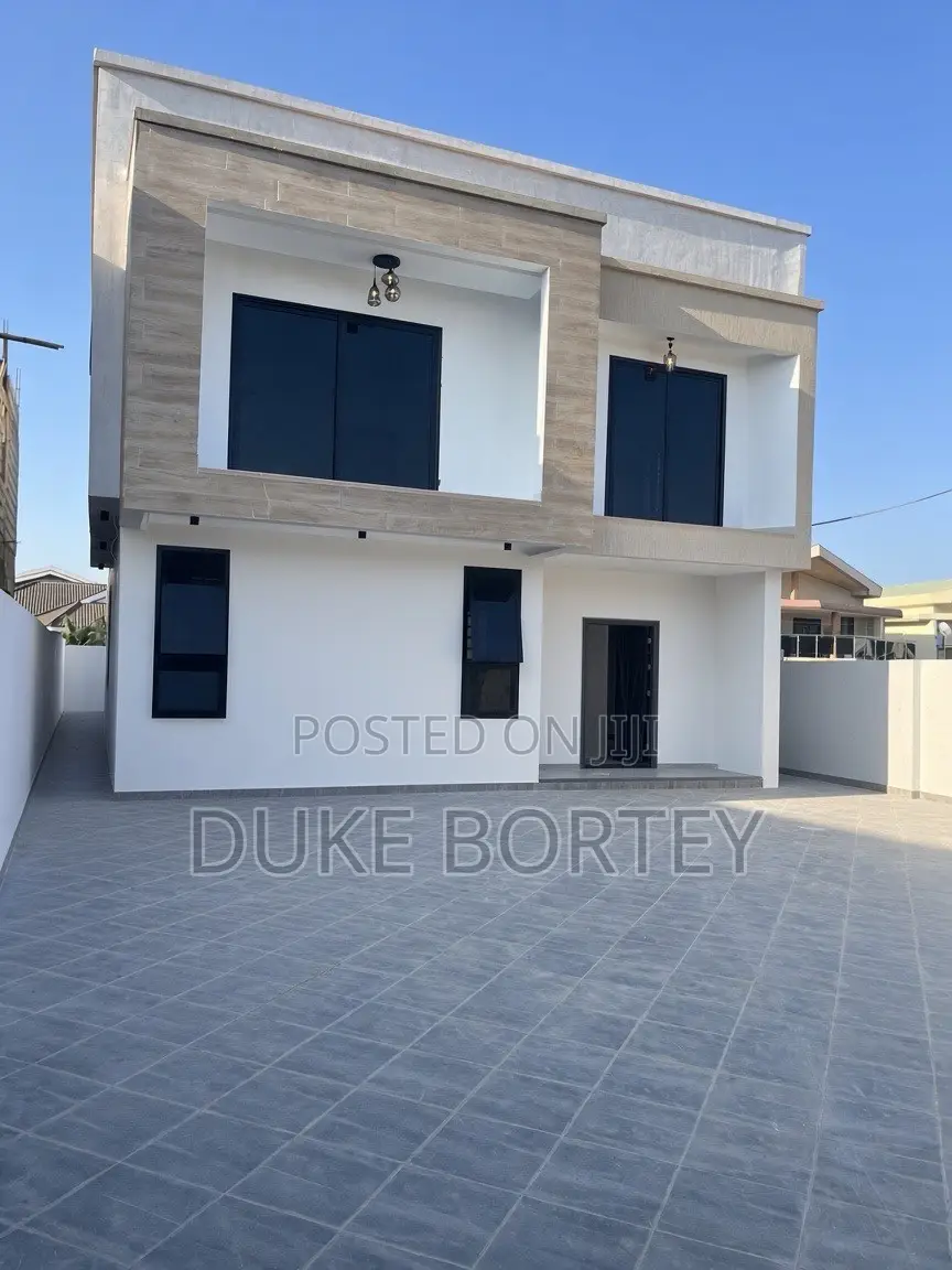 4bdrm House in , Spintex for sale
